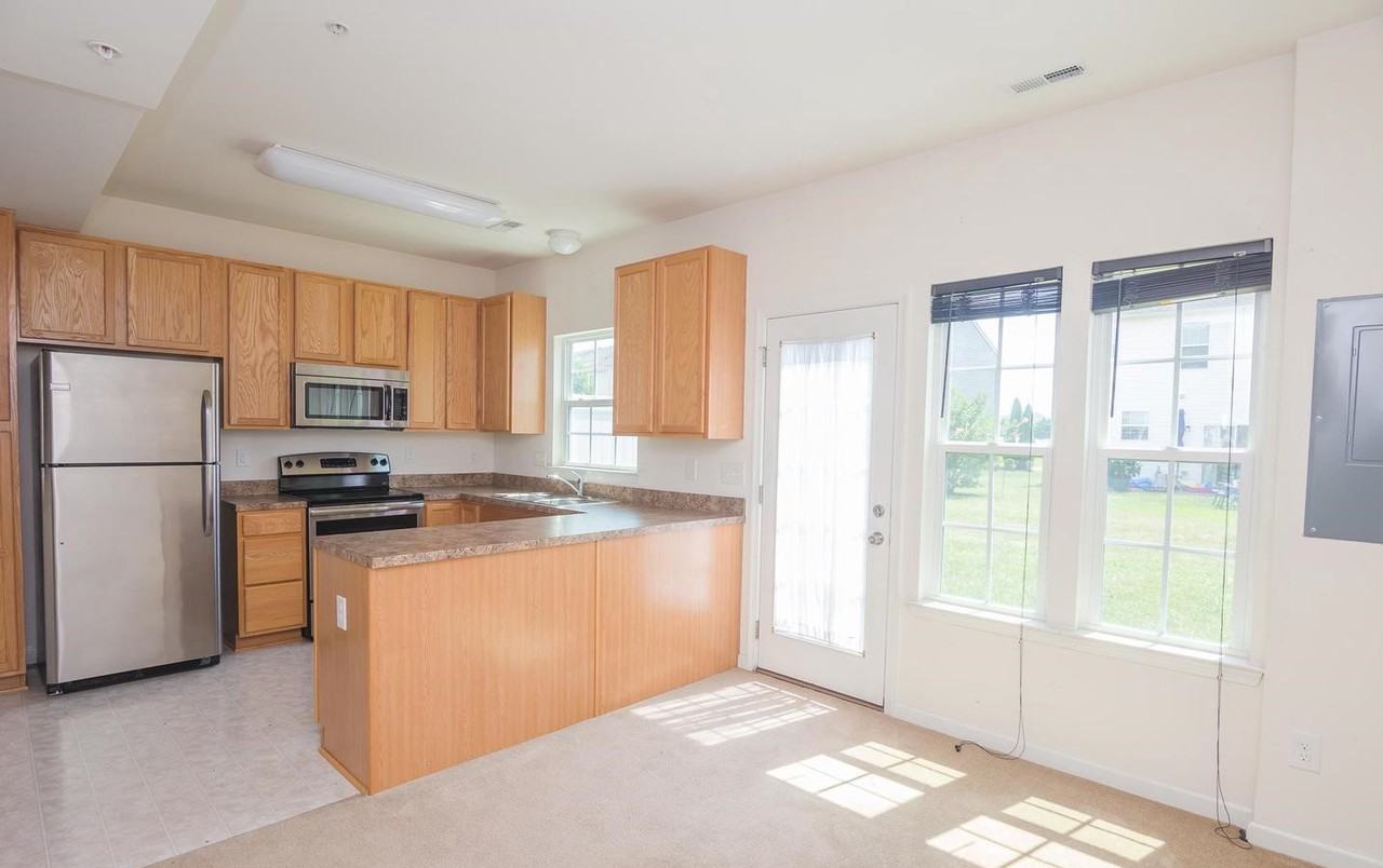 622 Wye Oak Dr - Photo 4 of 21