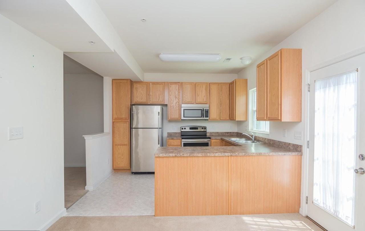 622 Wye Oak Dr - Photo 5 of 21