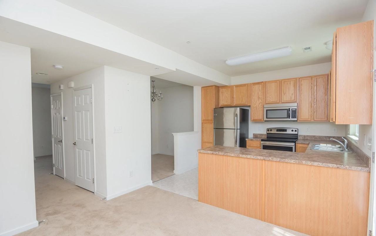 622 Wye Oak Dr - Photo 6 of 21