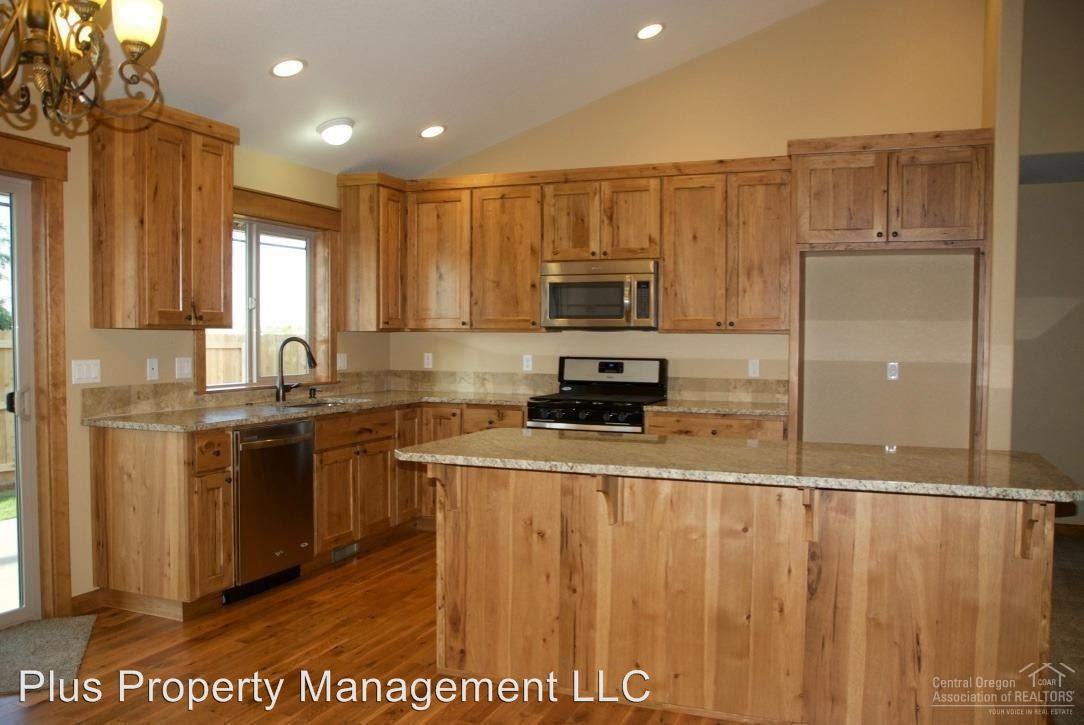 20593 Dylan Loop - Photo 3 of 9