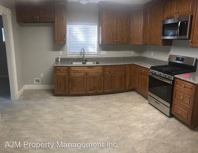21918 G Street - Photo 3 of 7