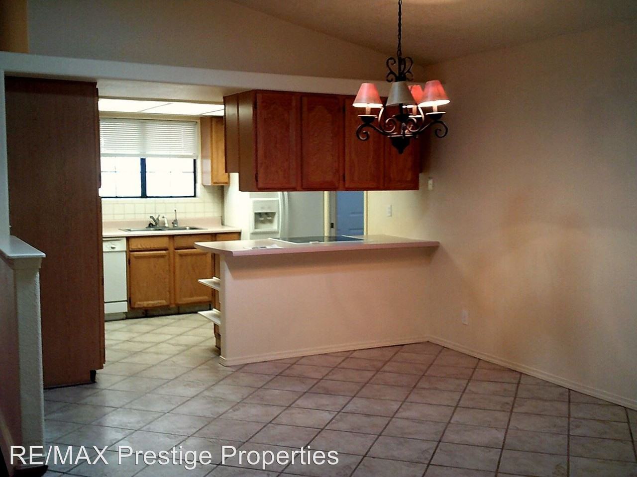 7658 Oxbow - Photo 2 of 3