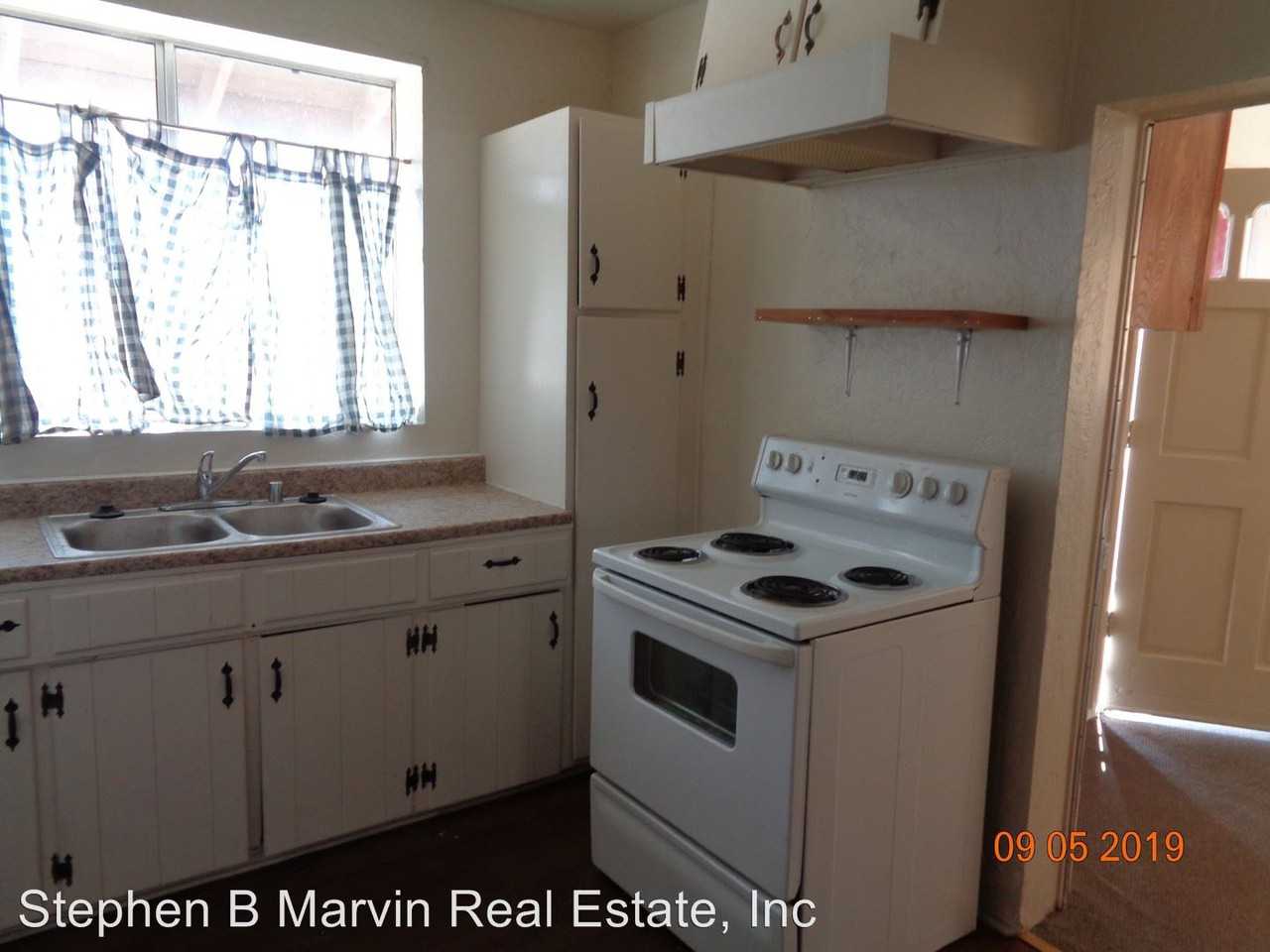 4466 East Lancaster Blvd - Photo 2 of 18