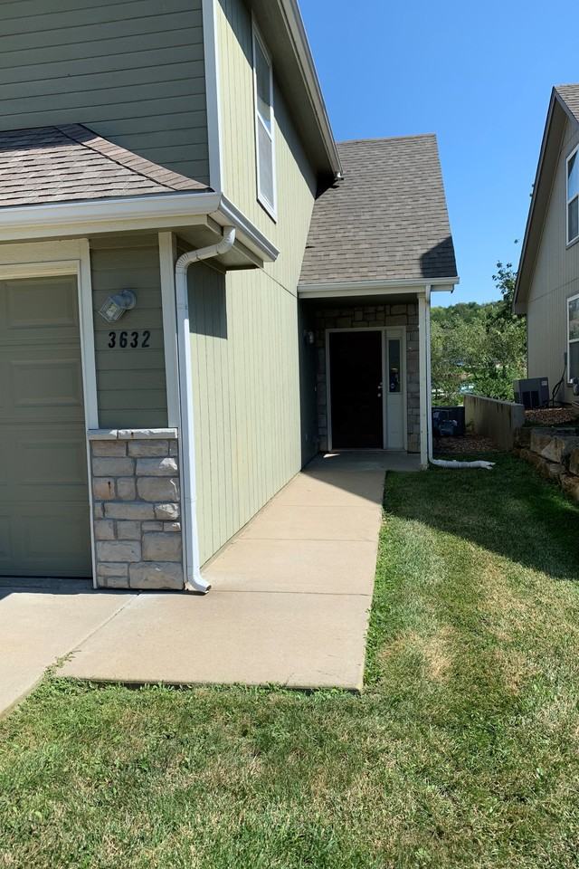 3632 Sw Chelsea Dr - Photo 2 of 21