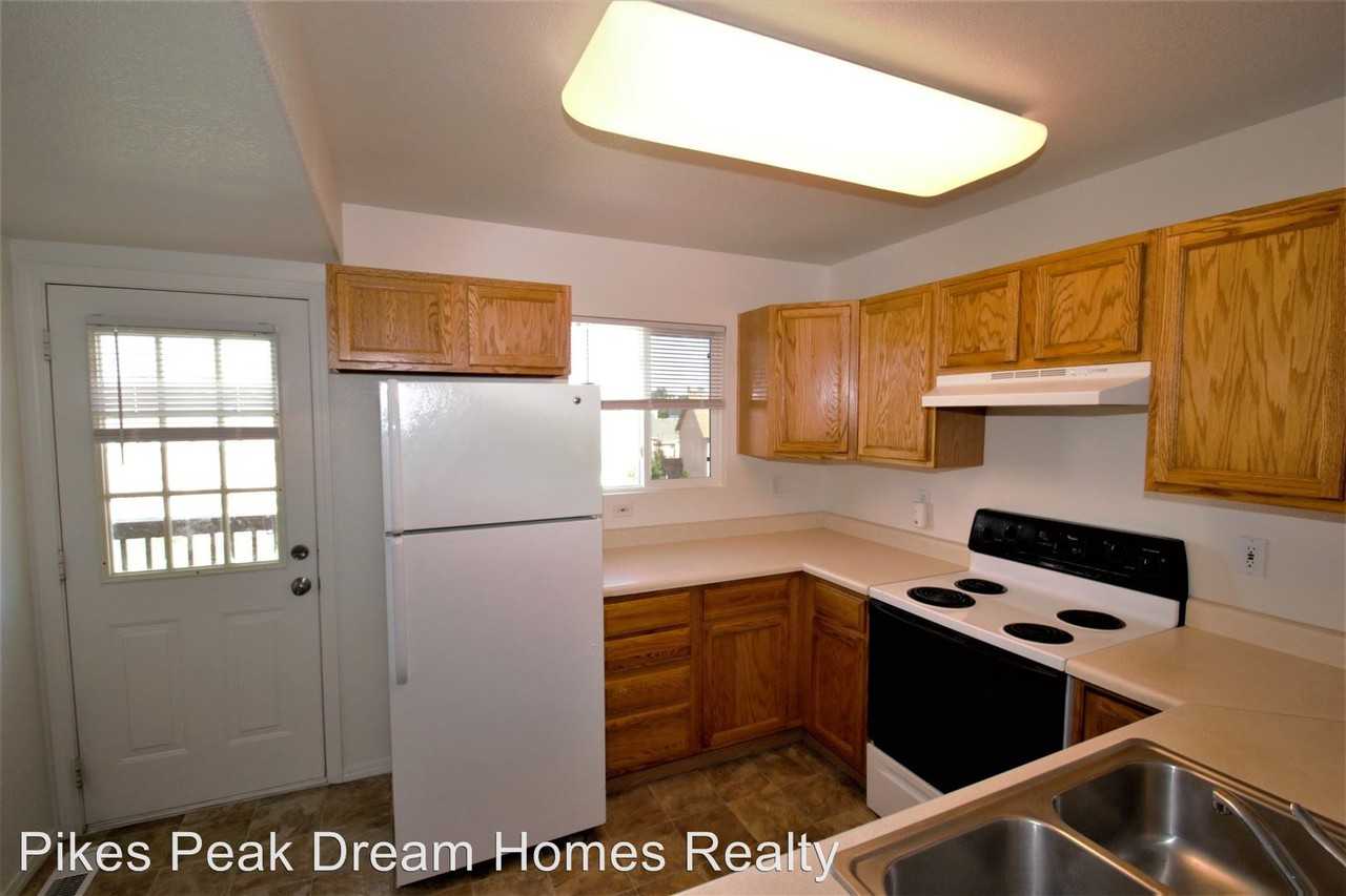 7865 Antelope Ridge Point - Photo 3 of 10