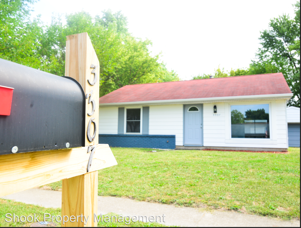 3307 Pipers Glen Dr - Photo 3 of 15