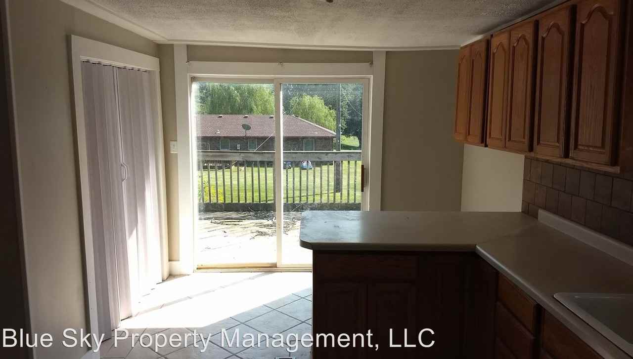 715 E. Harris - Photo 2 of 7