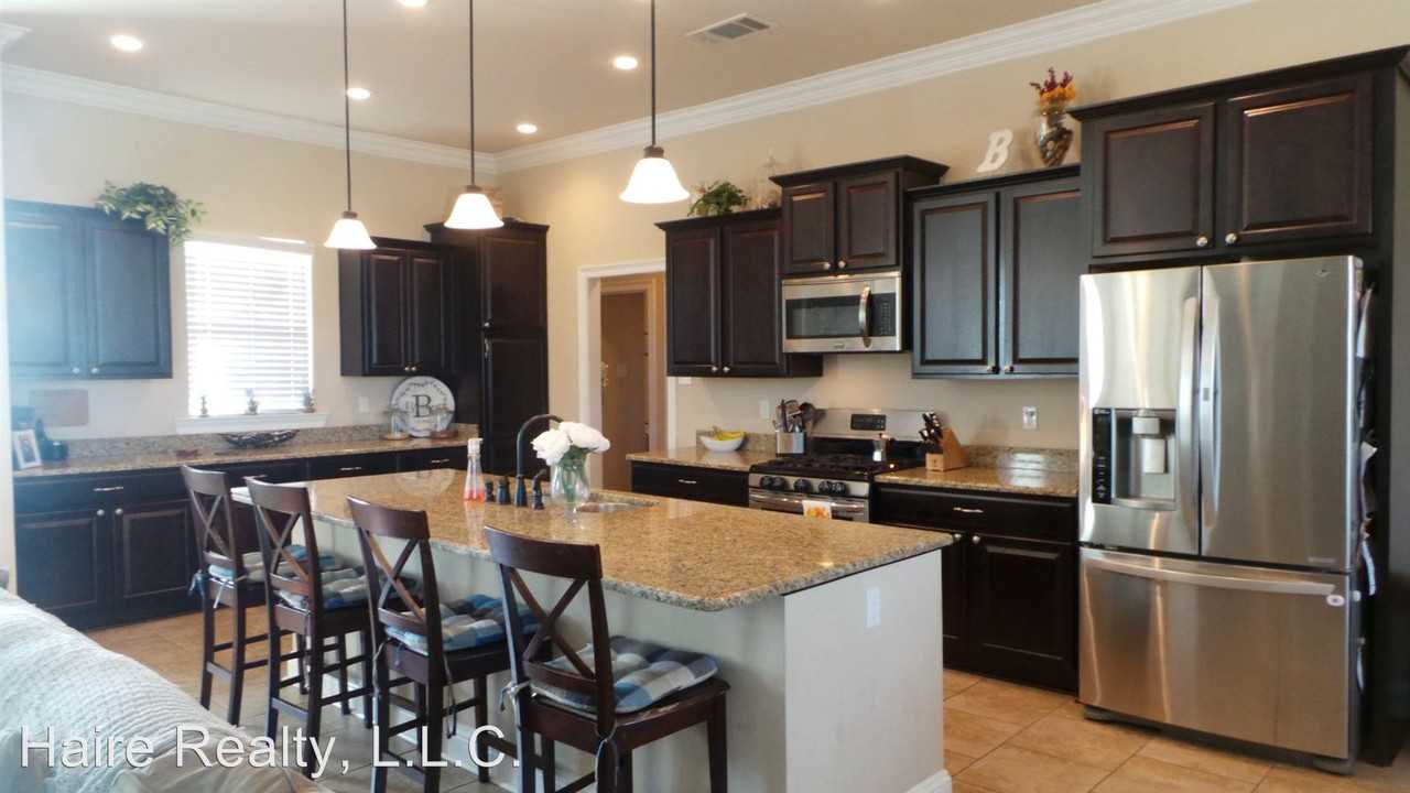 982 Maize Street - Photo 2 of 15