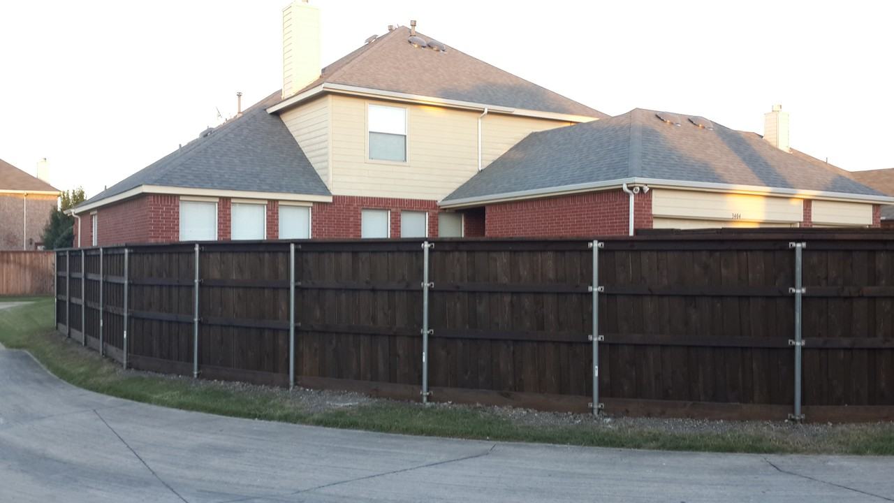 3404 Needlewood Ln - Photo 2 of 14