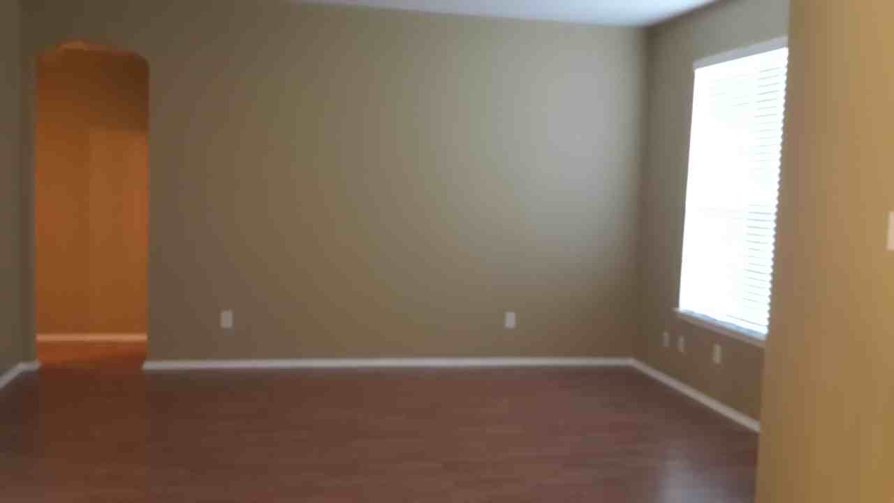 3404 Needlewood Ln - Photo 3 of 14