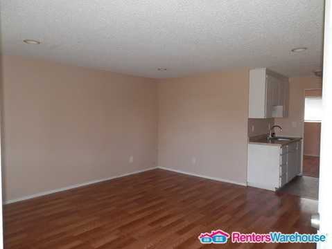 2912 S 80th St - Photo 3 of 13
