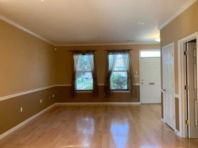 1621 Fulton St - Photo 3 of 18