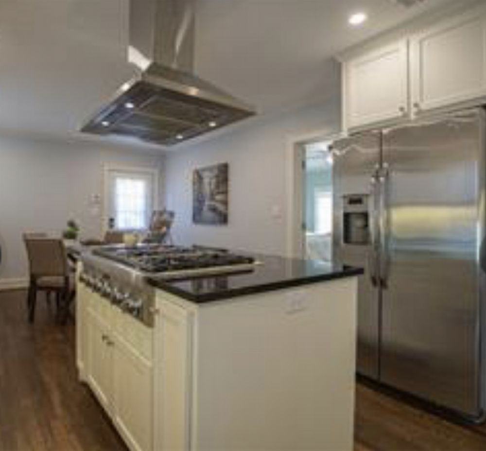 222 South Rosemont Avenue - Photo 2 of 21