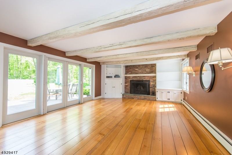 47 W Main St - Photo 2 of 17