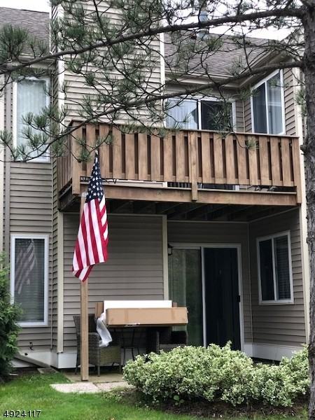 35 Falcon Ridge Way - Photo 2 of 7