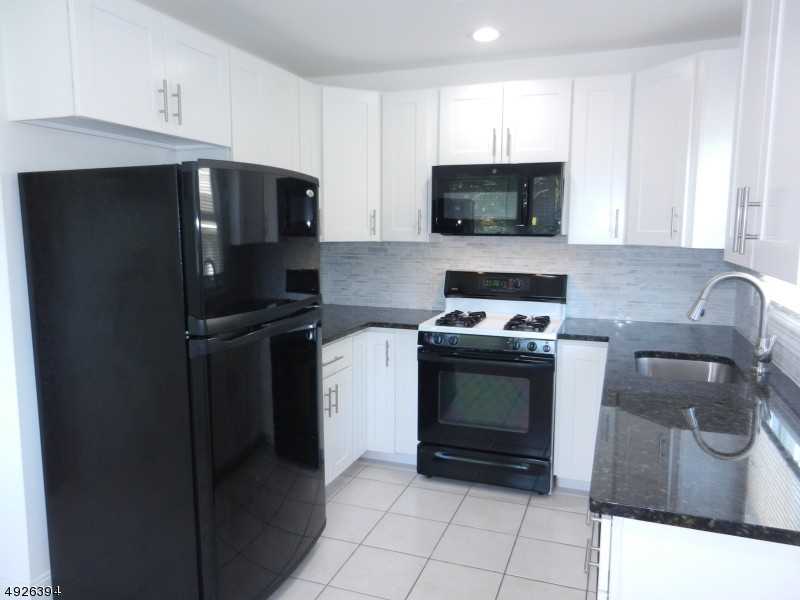 7 Tillotson Rd - Photo 2 of 23