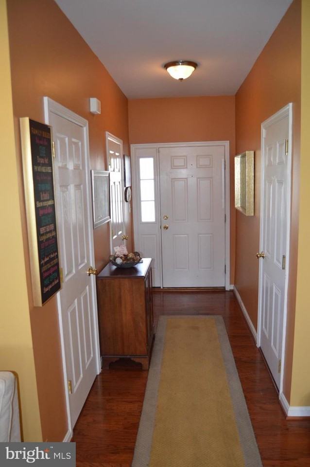 34 W Worthington Boulevard - Photo 3 of 10