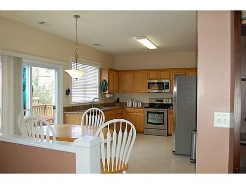 110 Quarrington Ct - Photo 3 of 16