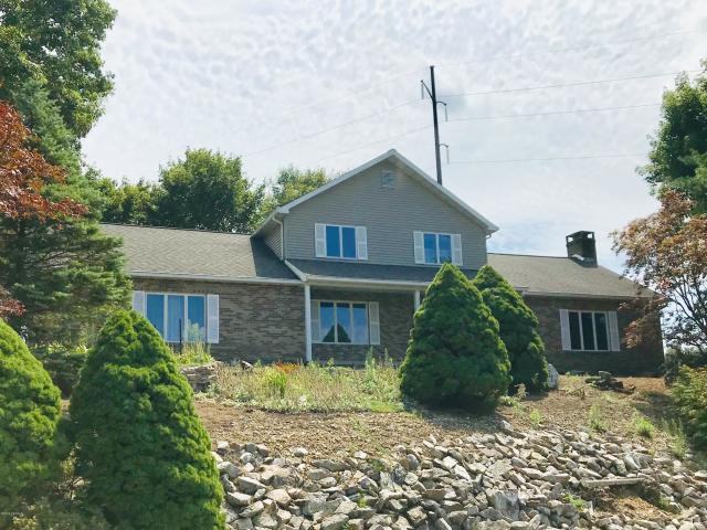 513 Hilltop Lane - Photo 3 of 6