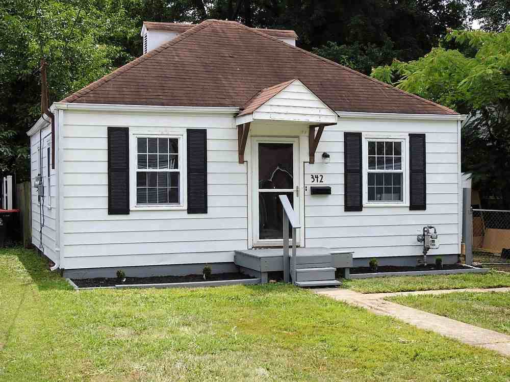 342 Alger Avenue - Photo 2 of 15