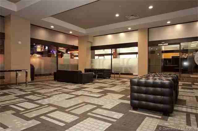 915 Main Street - Photo 2 of 8