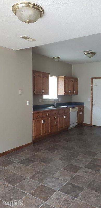 21529 South Peculiar Drive - Photo 3 of 9