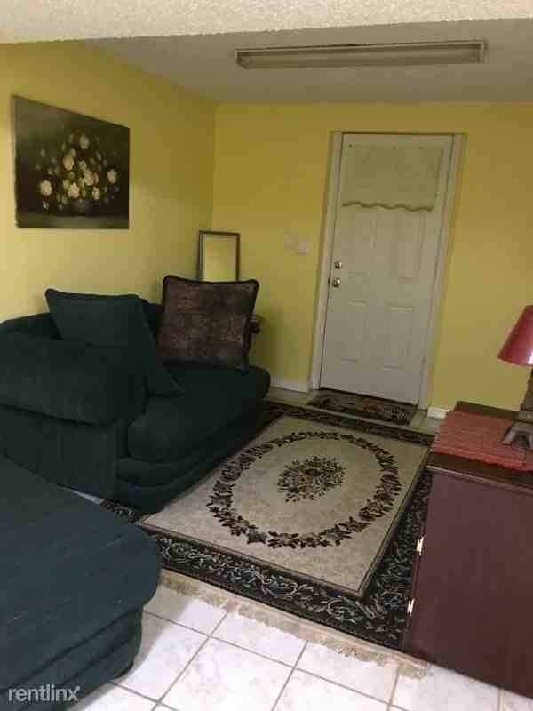 6802 Killarney St - Photo 2 of 6