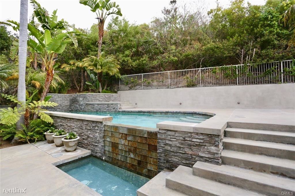 30662 Marilyn Dr - Photo 2 of 10