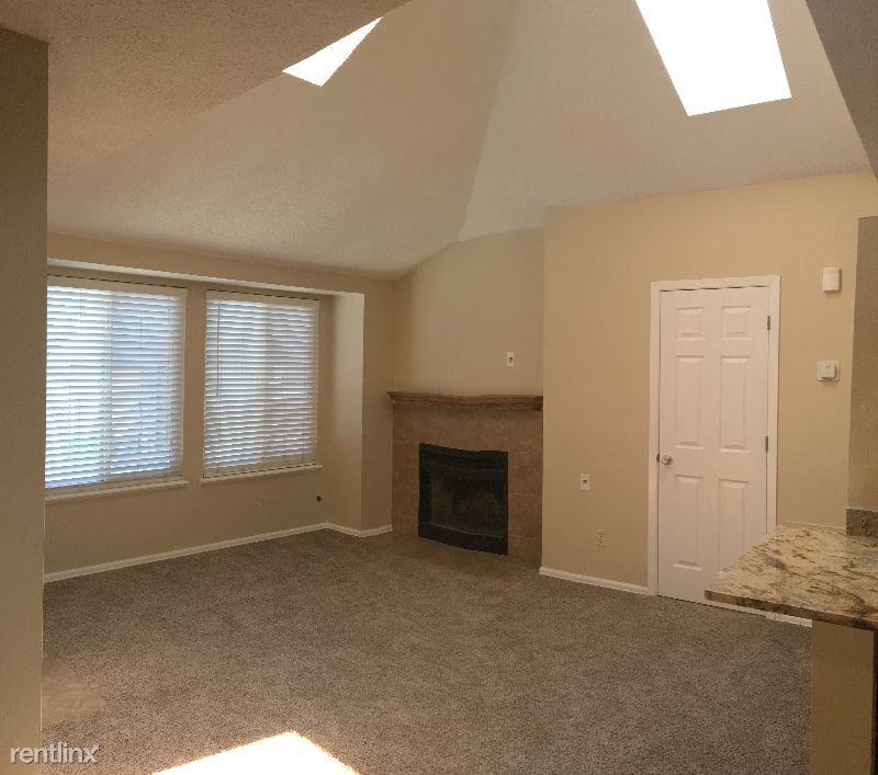 10352 W. 80th Dr C - Photo 2 of 13