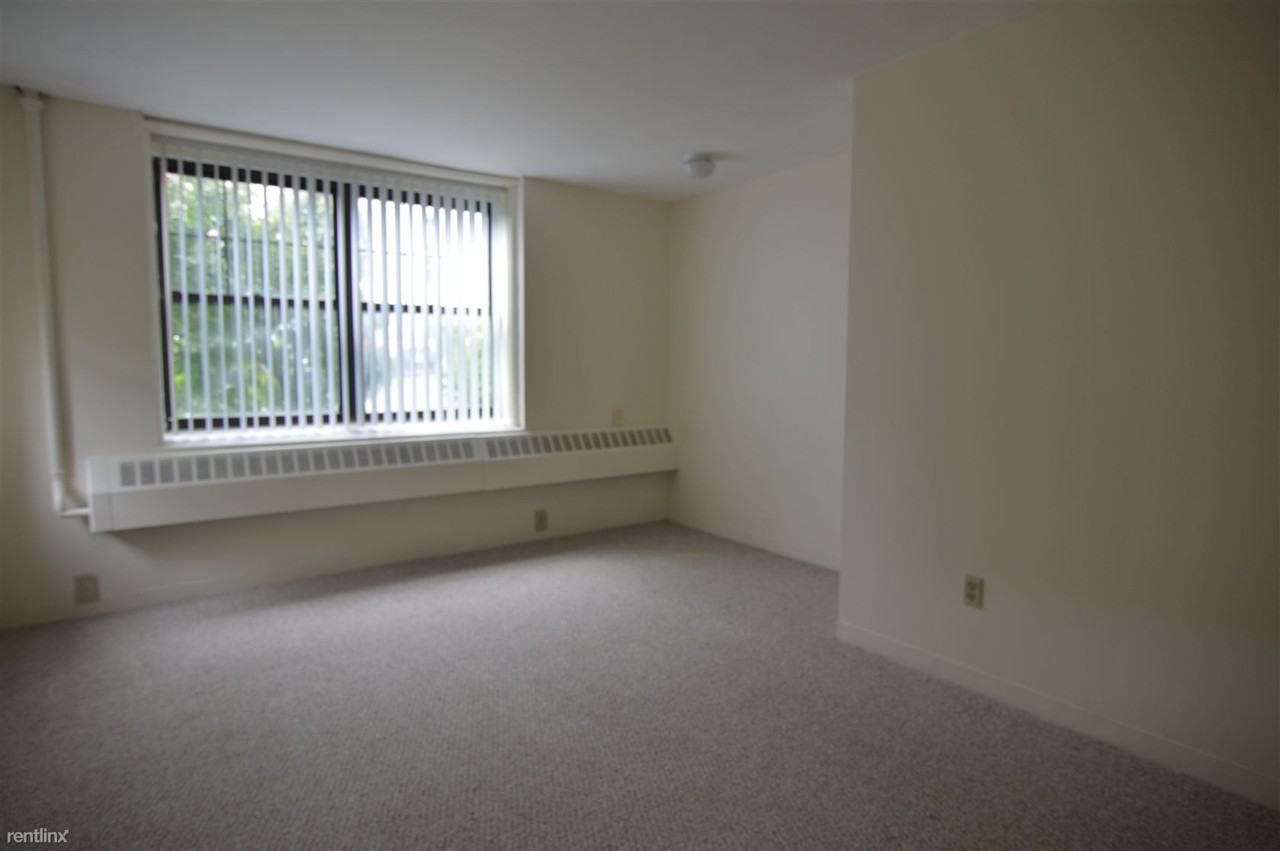 21 Church St #2G - Photo 3 of 9