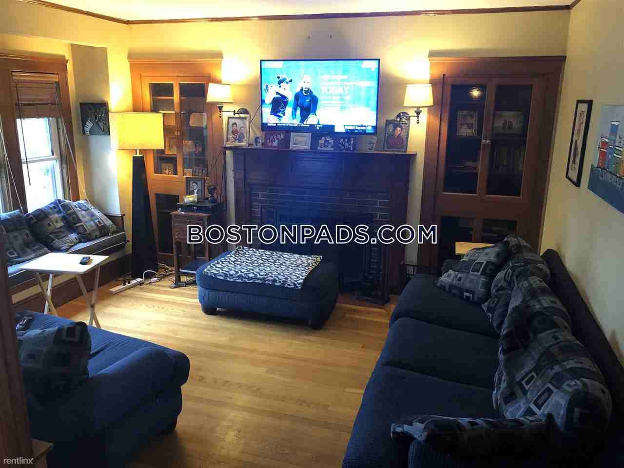 52 Vine St - Photo 2 of 14