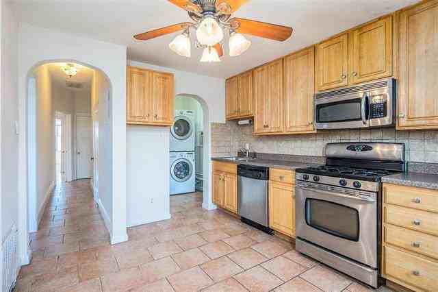 126 Highpoint Ave. - Photo 2 of 9