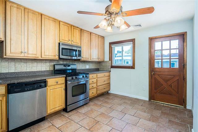 126 Highpoint Ave. - Photo 3 of 9