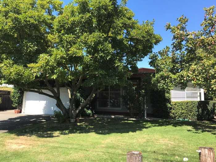 1564 1st Avenue - Photo 2 of 22