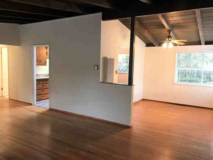 1564 1st Avenue - Photo 3 of 22