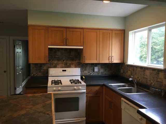 318 Bonnie Brae - Photo 3 of 13