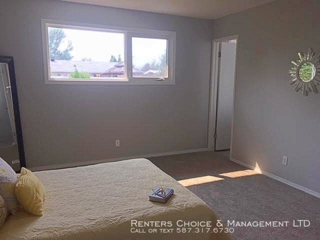 1410 Cedar Place S - Photo 3 of 50