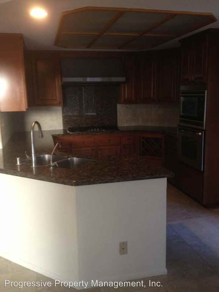 5280 Via Cervantes - Photo 2 of 12