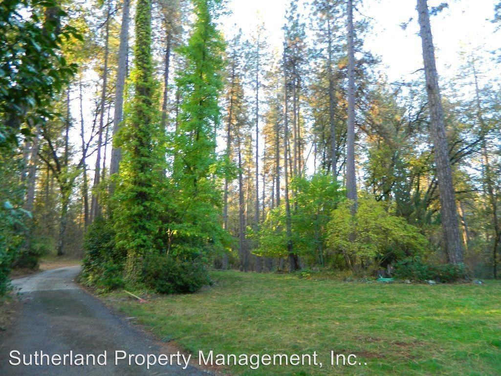 2100 Meadow Vista Road - Photo 2 of 22