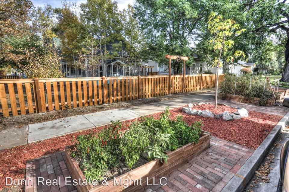 500 Smith Street - Photo 2 of 23