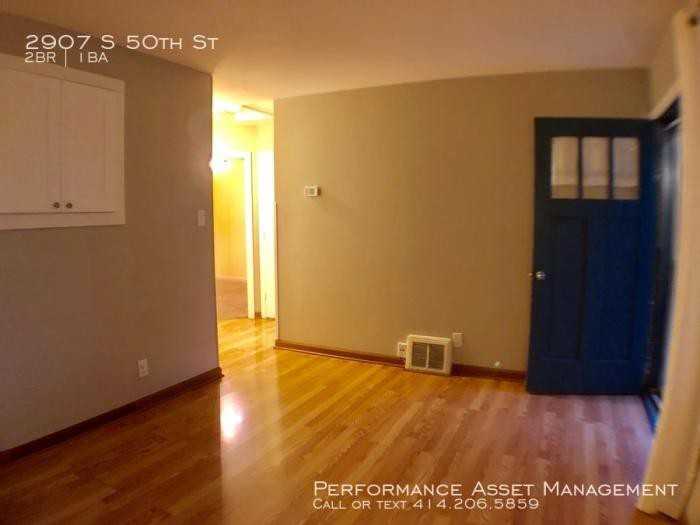 2907 S 50th St - Photo 2 of 9