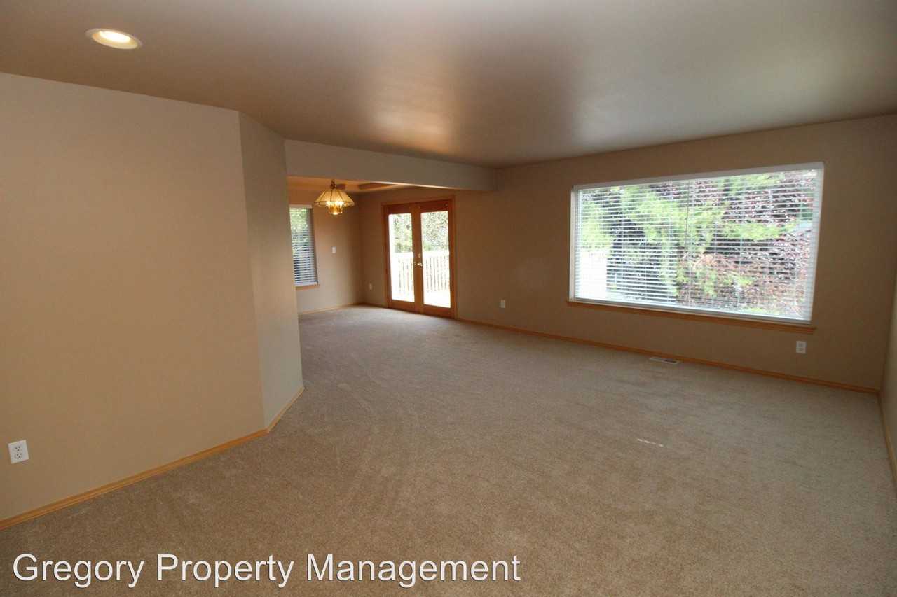 13818 Ne 93rd Ct - Photo 3 of 23