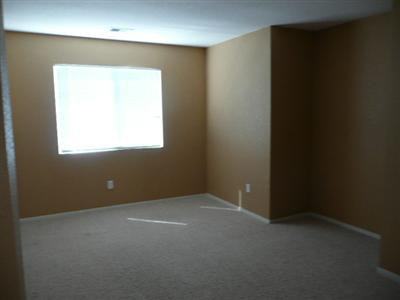 1340 Heatherfield Way - Photo 4 of 7
