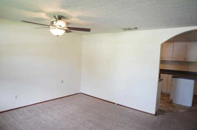 4461 Vinton Rd - Photo 3 of 10
