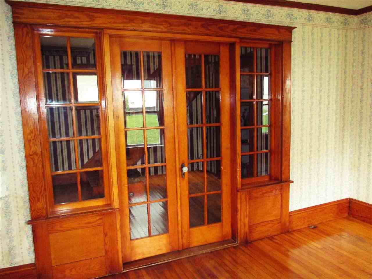 269 West Main Street - Photo 3 of 20