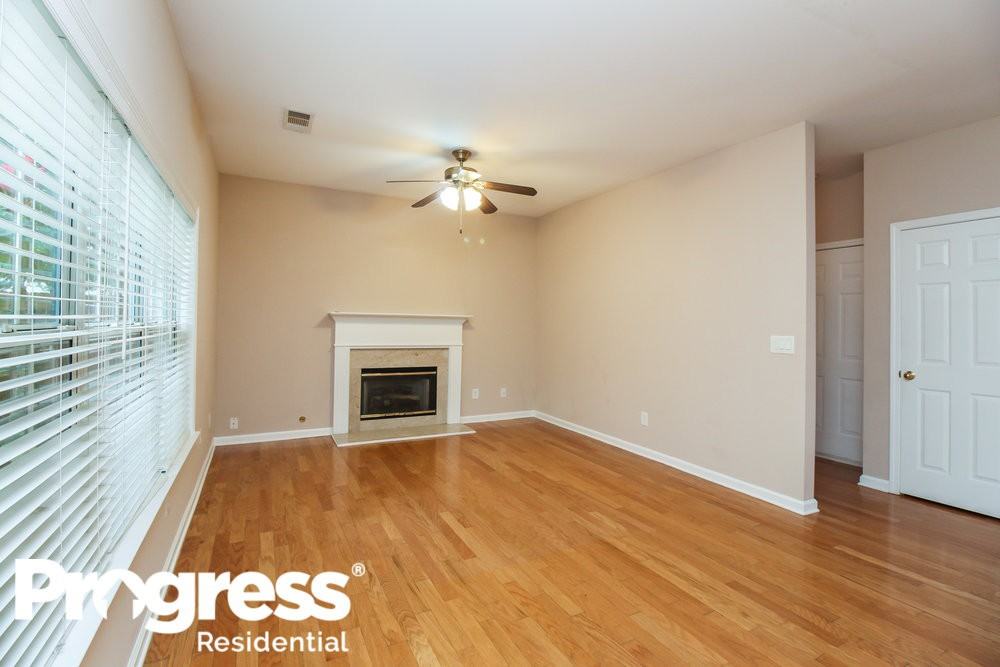 1497 Anna Ruby Ln Nw - Photo 2 of 15