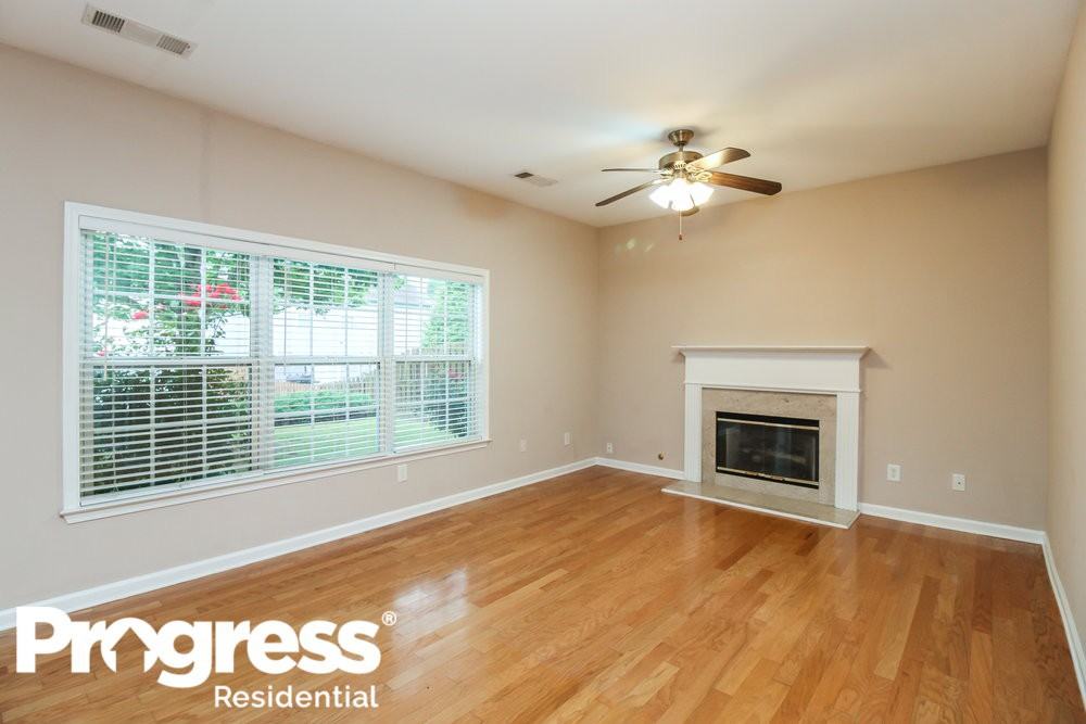 1497 Anna Ruby Ln Nw - Photo 3 of 15