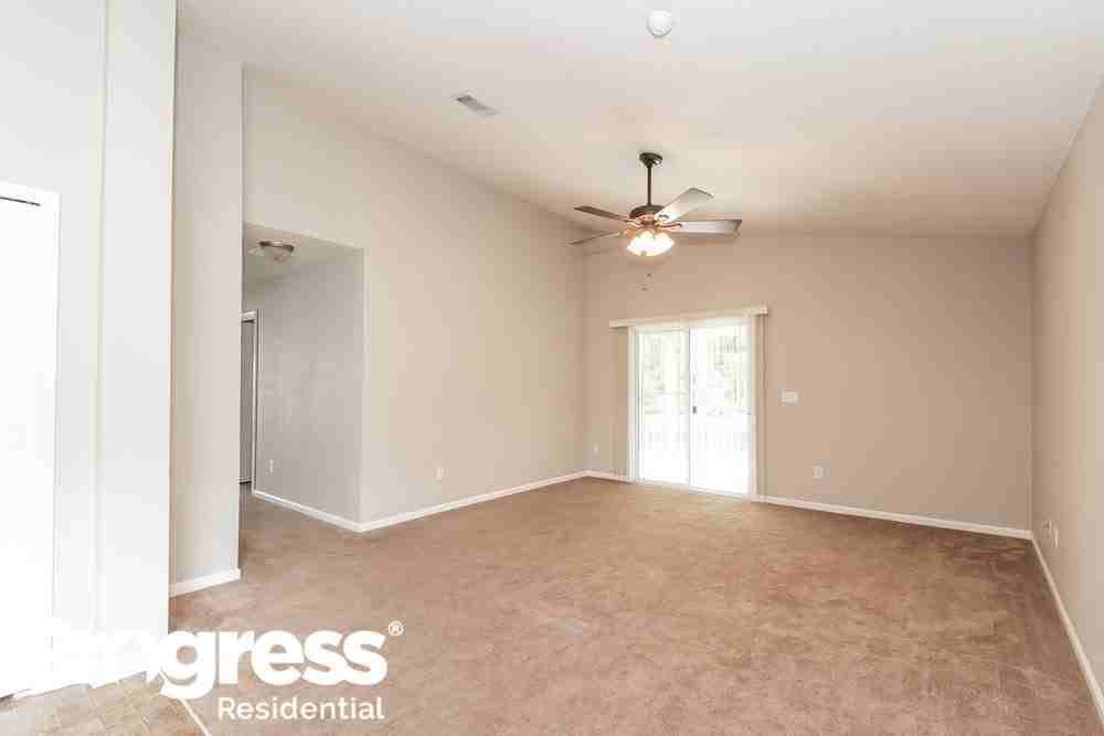 2120 Sotterley Ln - Photo 3 of 19