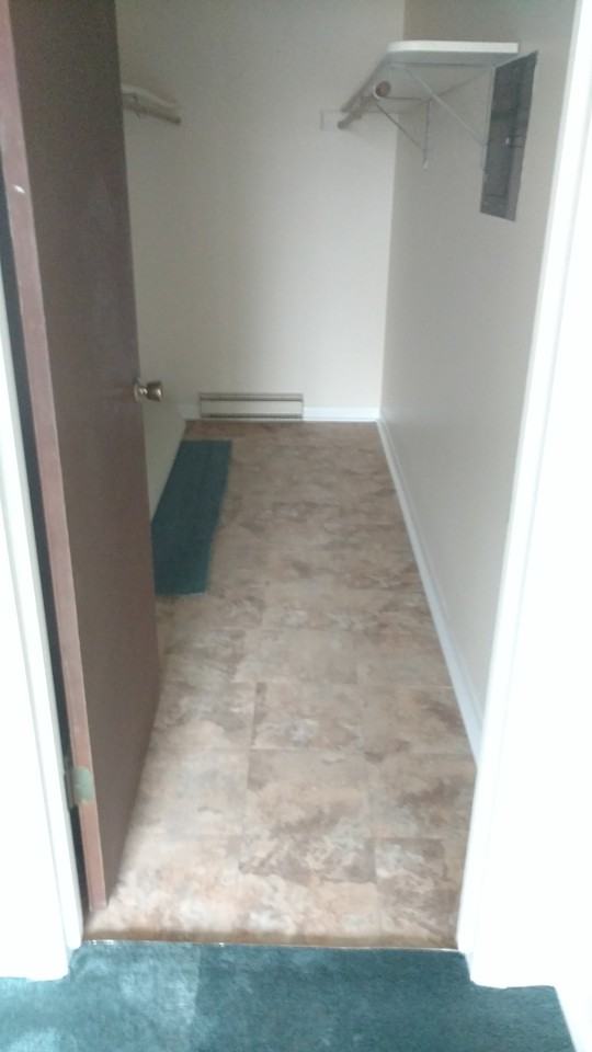 340 South Lincoln Avenue - Photo 3 of 8