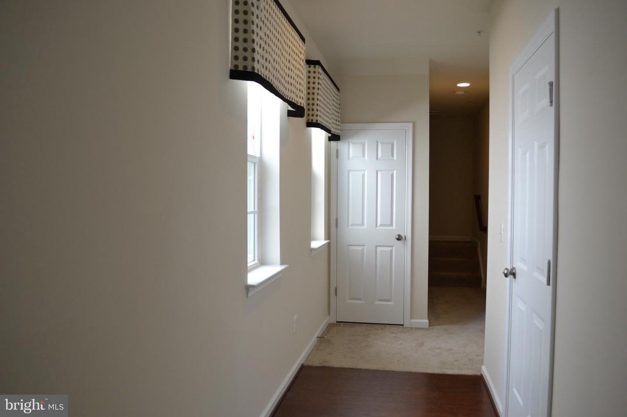 127 Travilah Crest Terrace - Photo 3 of 10
